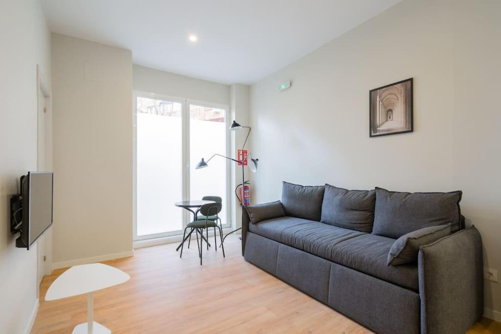 Ideal Flat For 2 Pax -F Fpo1 Madrid Bagian luar foto
